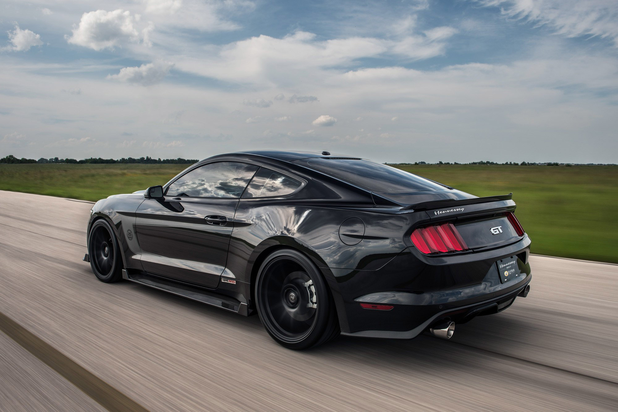 Hennessey Ford Mustang HPE800 25th Anniversary Edition