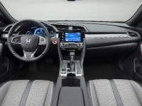 Honda Civic Coupe (2016) - picture 8 of 10