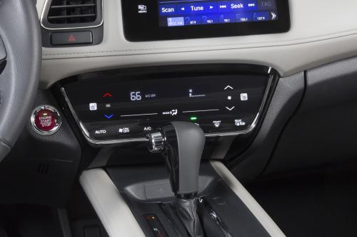 Honda HR-V (2016) - picture 17 of 25