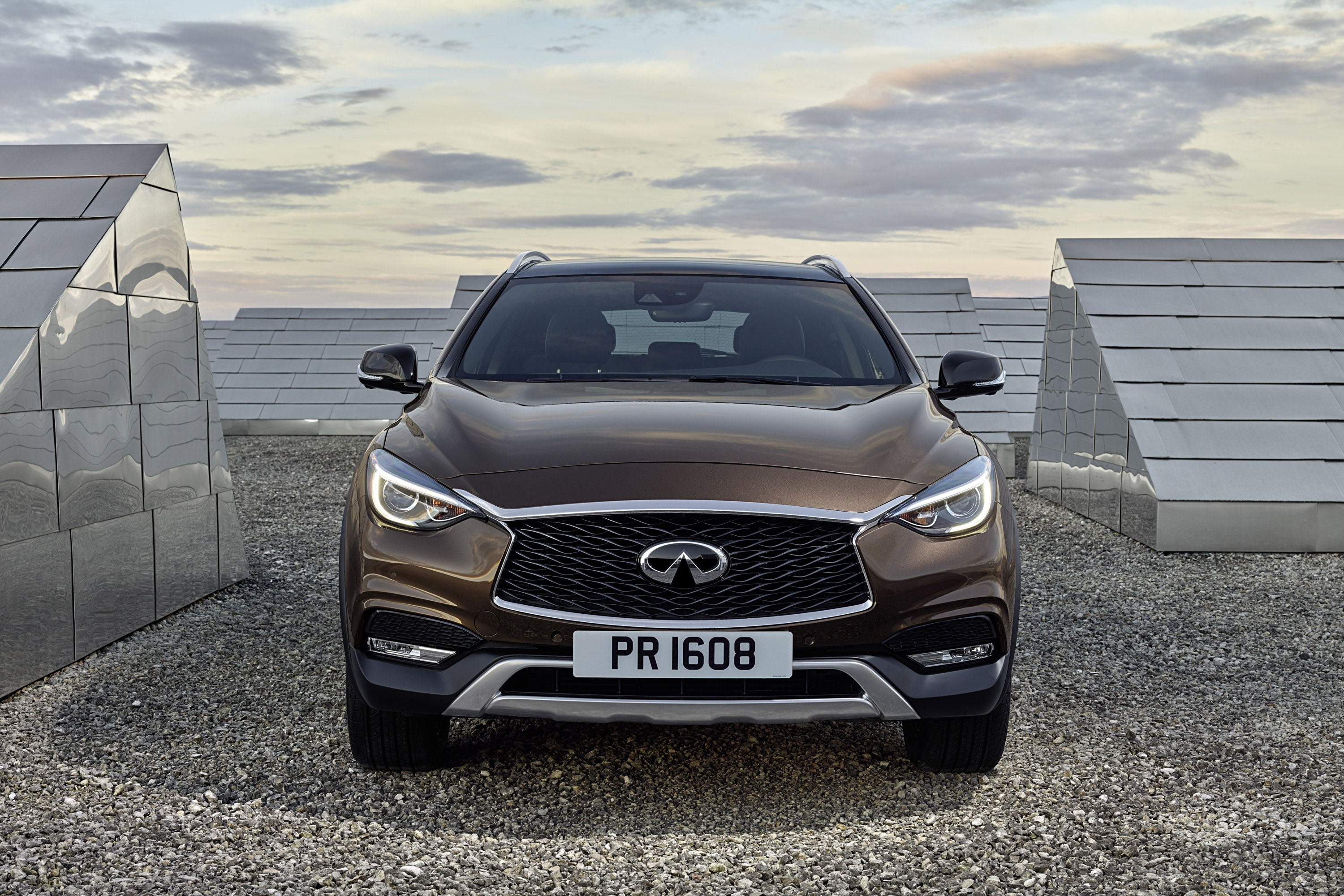 Infiniti Premium Active