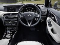 Infiniti Q30 Active Compact (2016) - picture 14 of 19