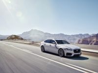 Jaguar XF (2016) - picture 8 of 25