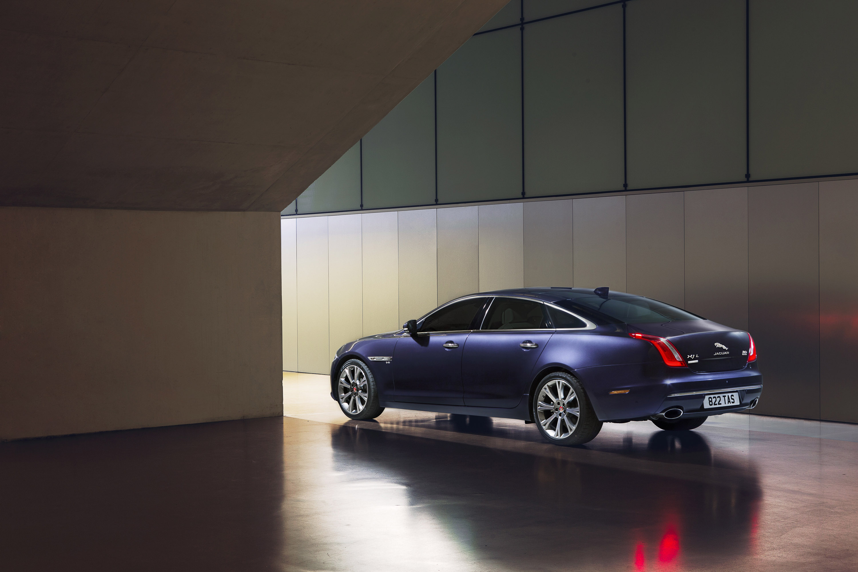 Jaguar XJ