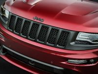 Jeep Grand Cherokee SRT Night (2016) - picture 5 of 6