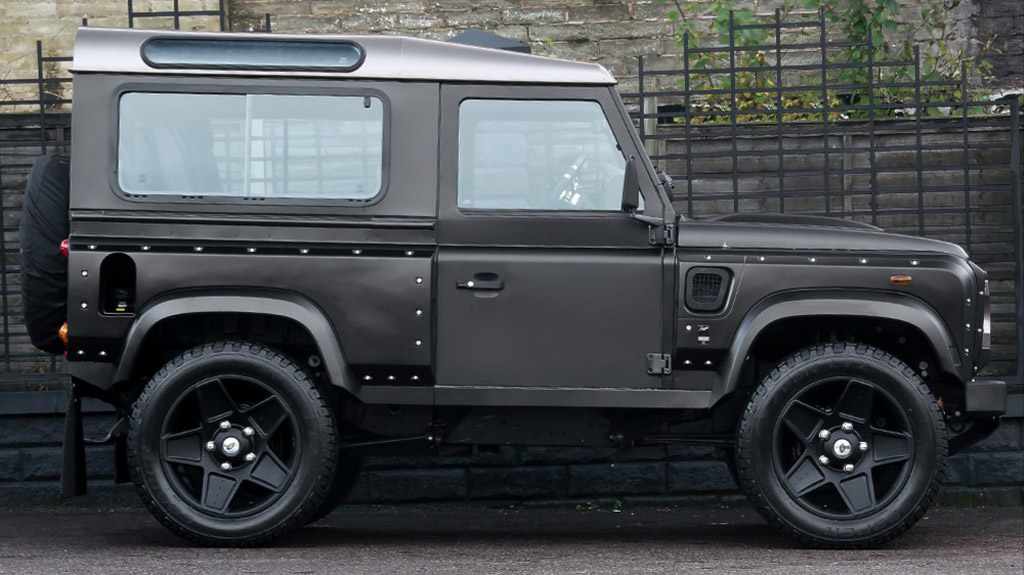 Kahn Land Rover Defender SW 90 Auto CWT