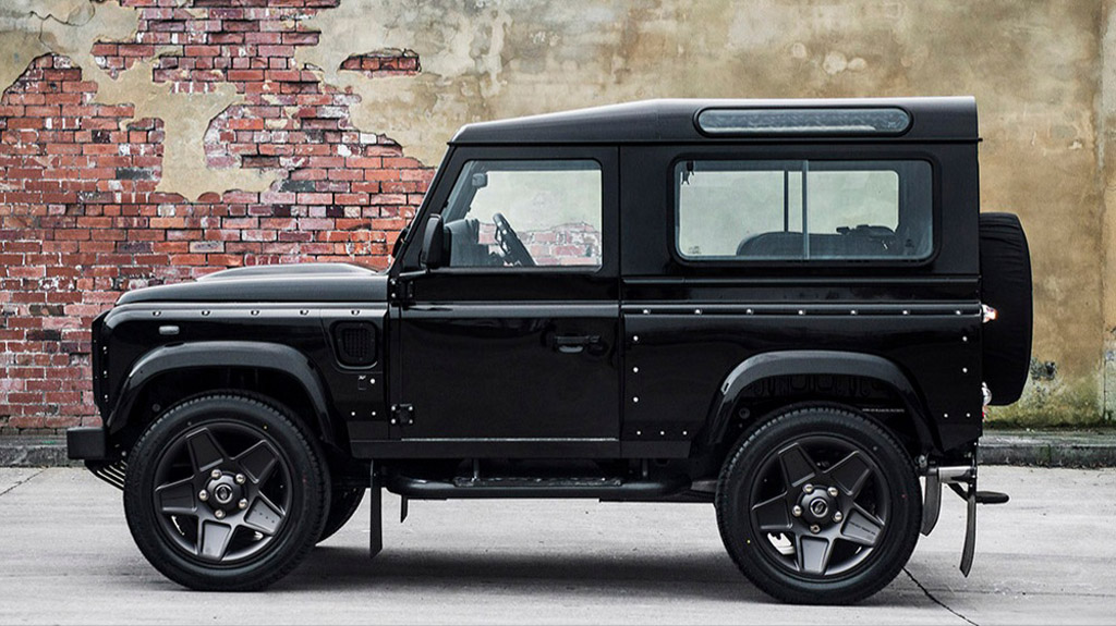 Kahn Land Rover Defender XS 90 The End Edition