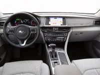 Kia Optima Plug-In Hybrid (2016) - picture 4 of 6