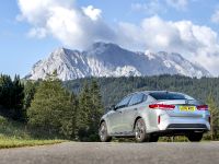 Kia PHEV Hybrid (2016) - picture 7 of 15