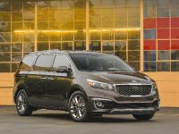 Kia Sedona (2016) - picture 1 of 3