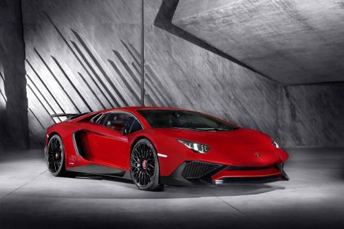 Lamborghini Aventador LP 750-4 Superveloce (2016) - picture 1 of 4