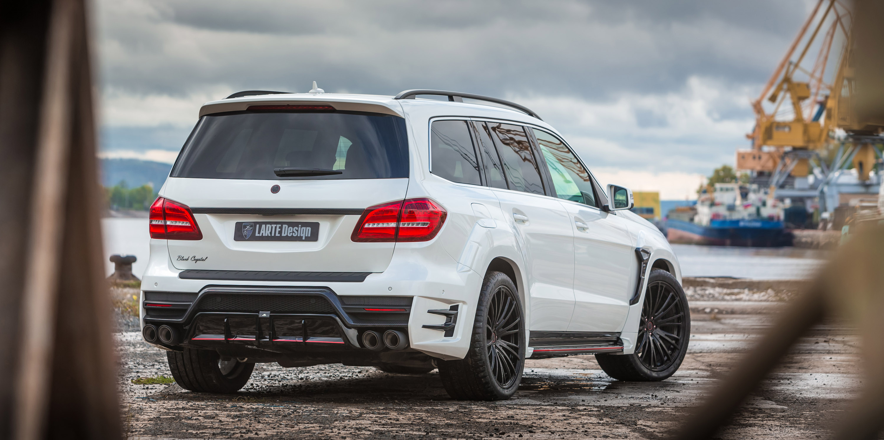 LARTE Design Black Crystal Mercedes-Benz GLS