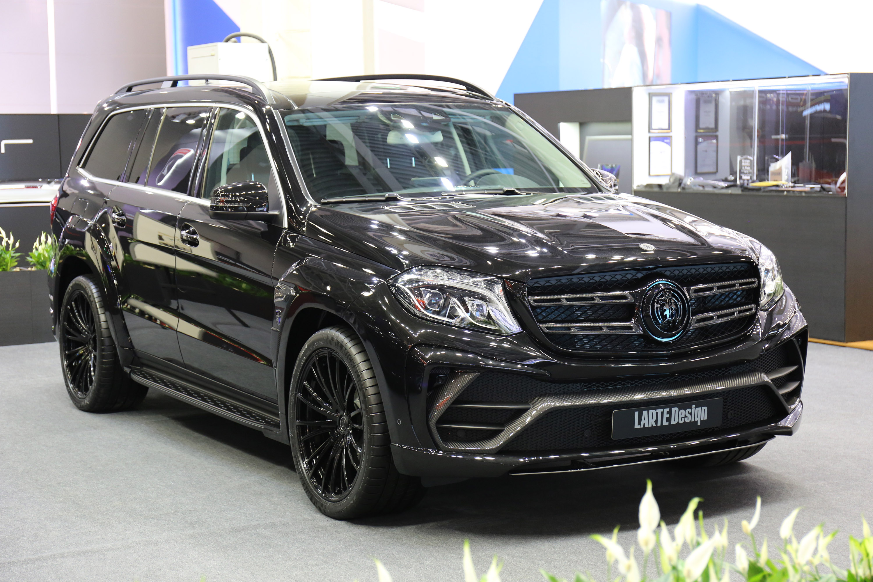 LARTE Design Mercedes-Benz GLS Black Crystal