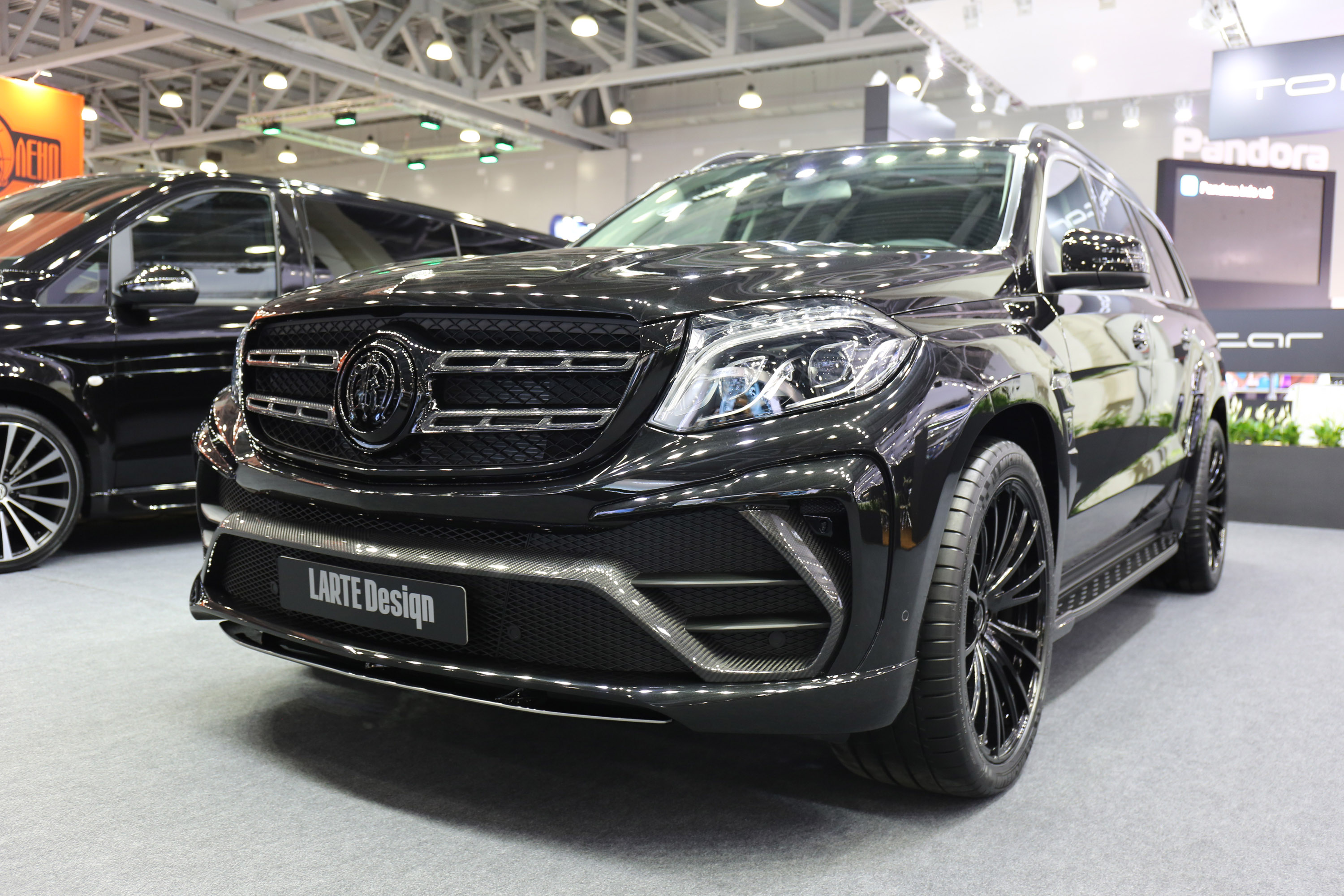 LARTE Design Mercedes-Benz GLS Black Crystal