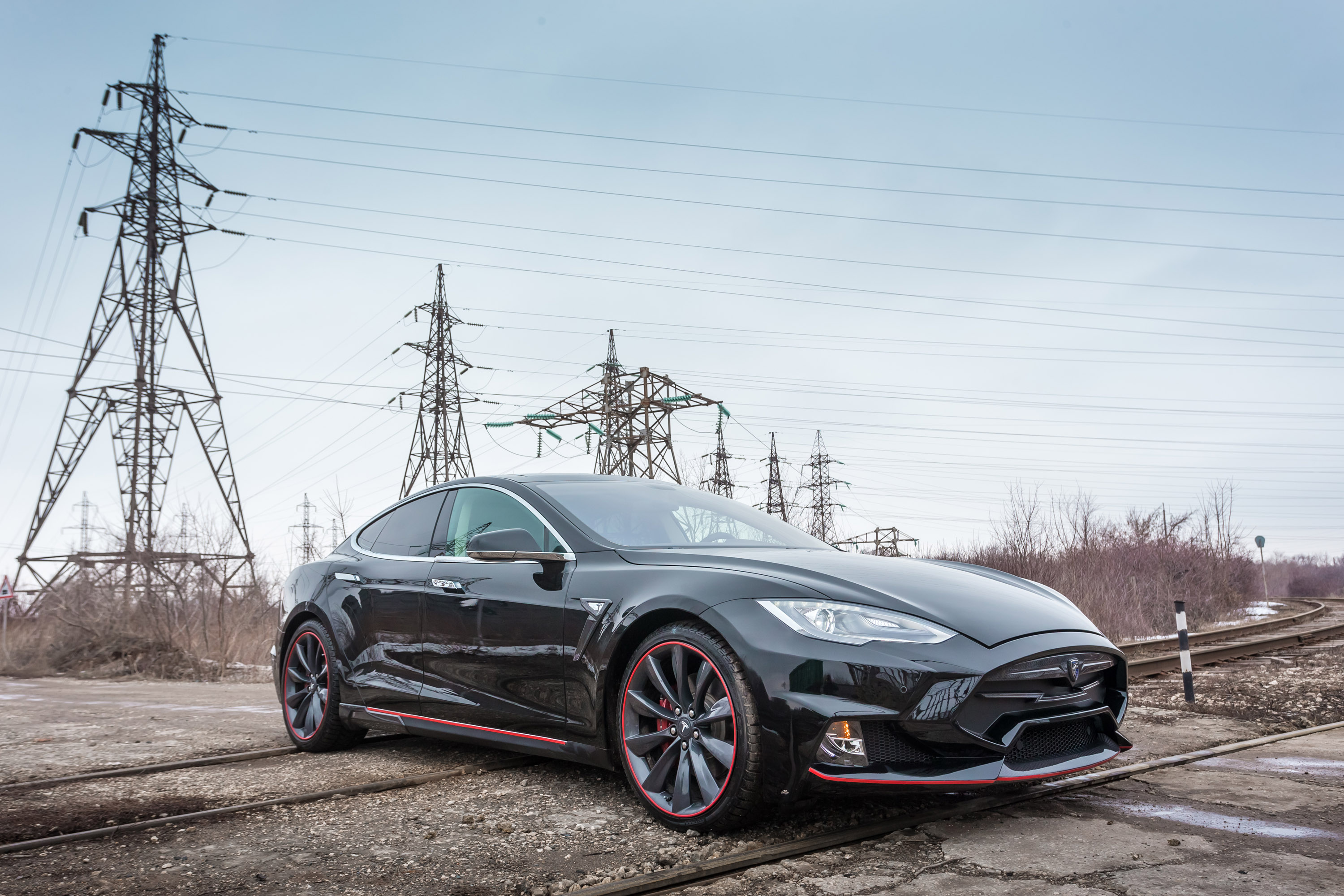 Larte Design Tesla Model S Elizabeta