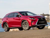 Lexus RS F Sport (2016) - picture 3 of 7