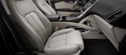 Lincoln MKX (2016) - picture 7 of 9