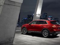 Lincoln MKX (2016) - picture 4 of 9