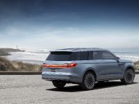 Lincoln Navigator Concept (2016) - picture 2 of 9