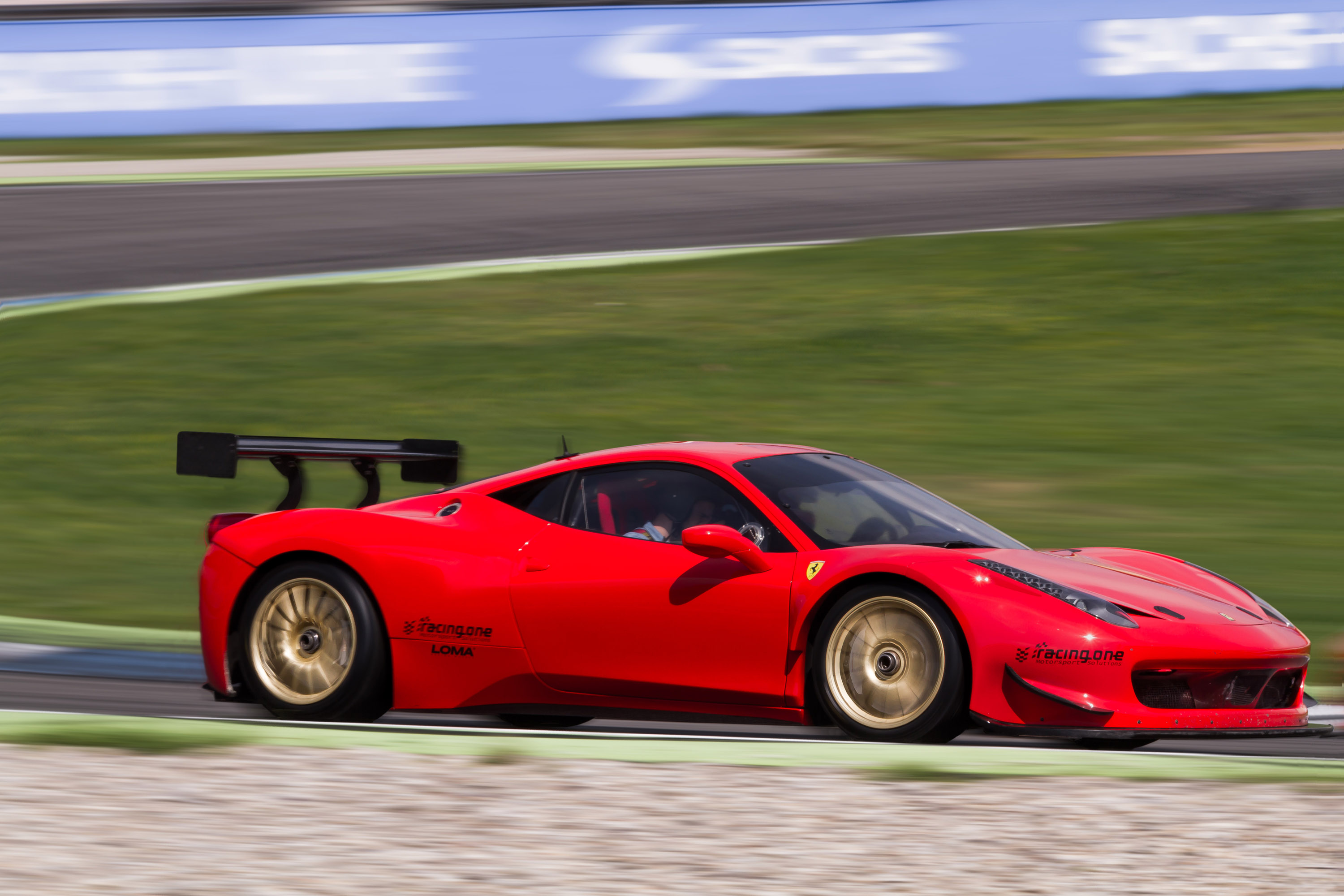 LOMA Ferrari 458 Italia GT COMPETITION