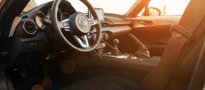 Mazda MX-5 Miata Club (2016) - picture 15 of 28