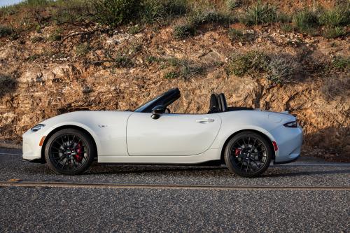 Mazda MX-5 Miata Club (2016) - picture 8 of 28