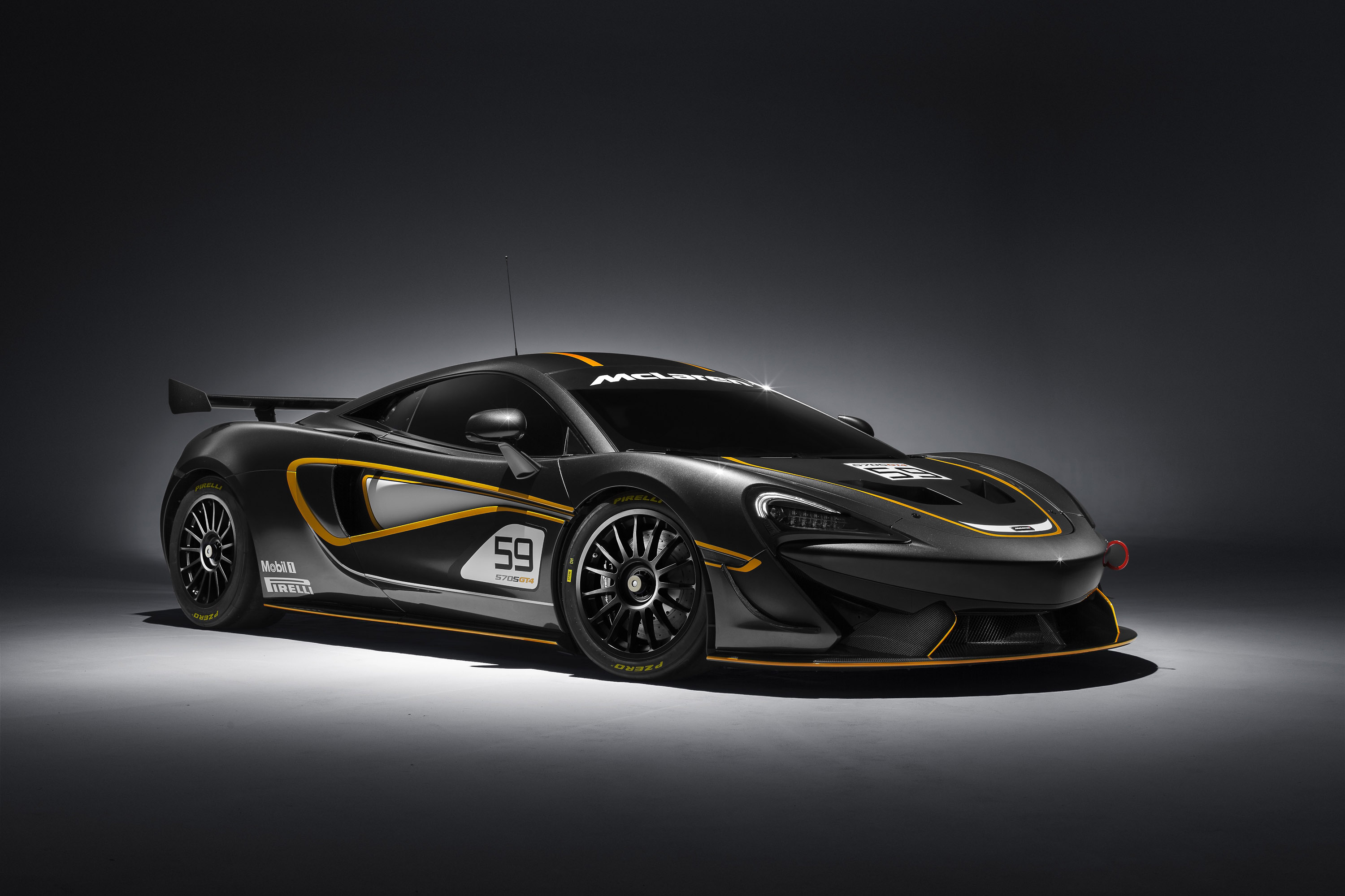 McLaren 570S GT4