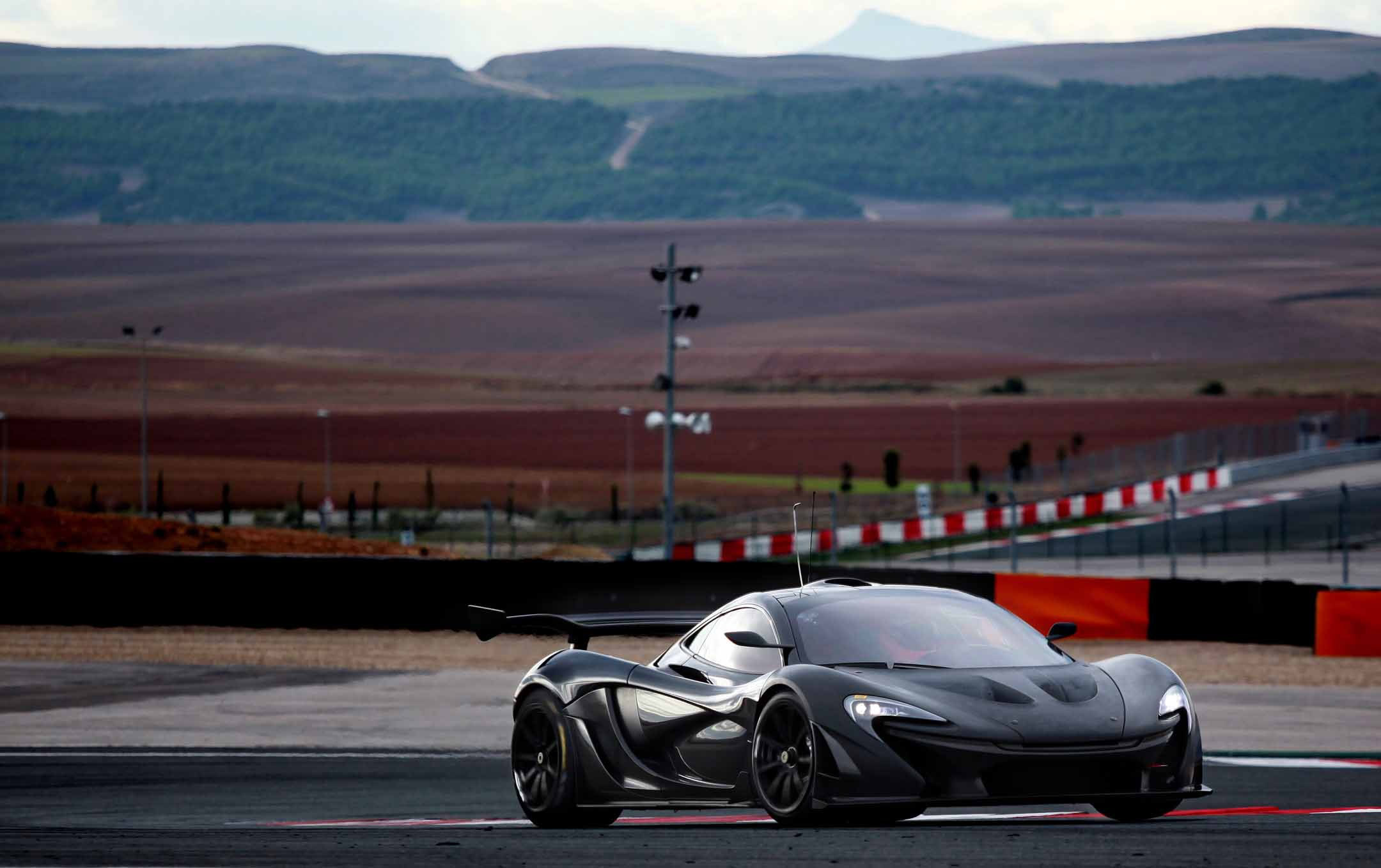 McLaren P1 GTR