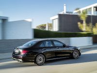 Mercedes-AMG E 43 4MATIC (2016) - picture 7 of 11