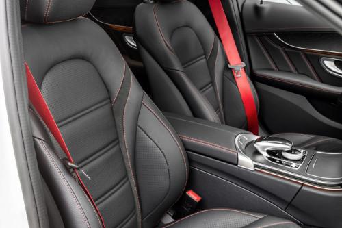 Mercedes-Benz C450 AMG Sport (2016) - picture 17 of 37