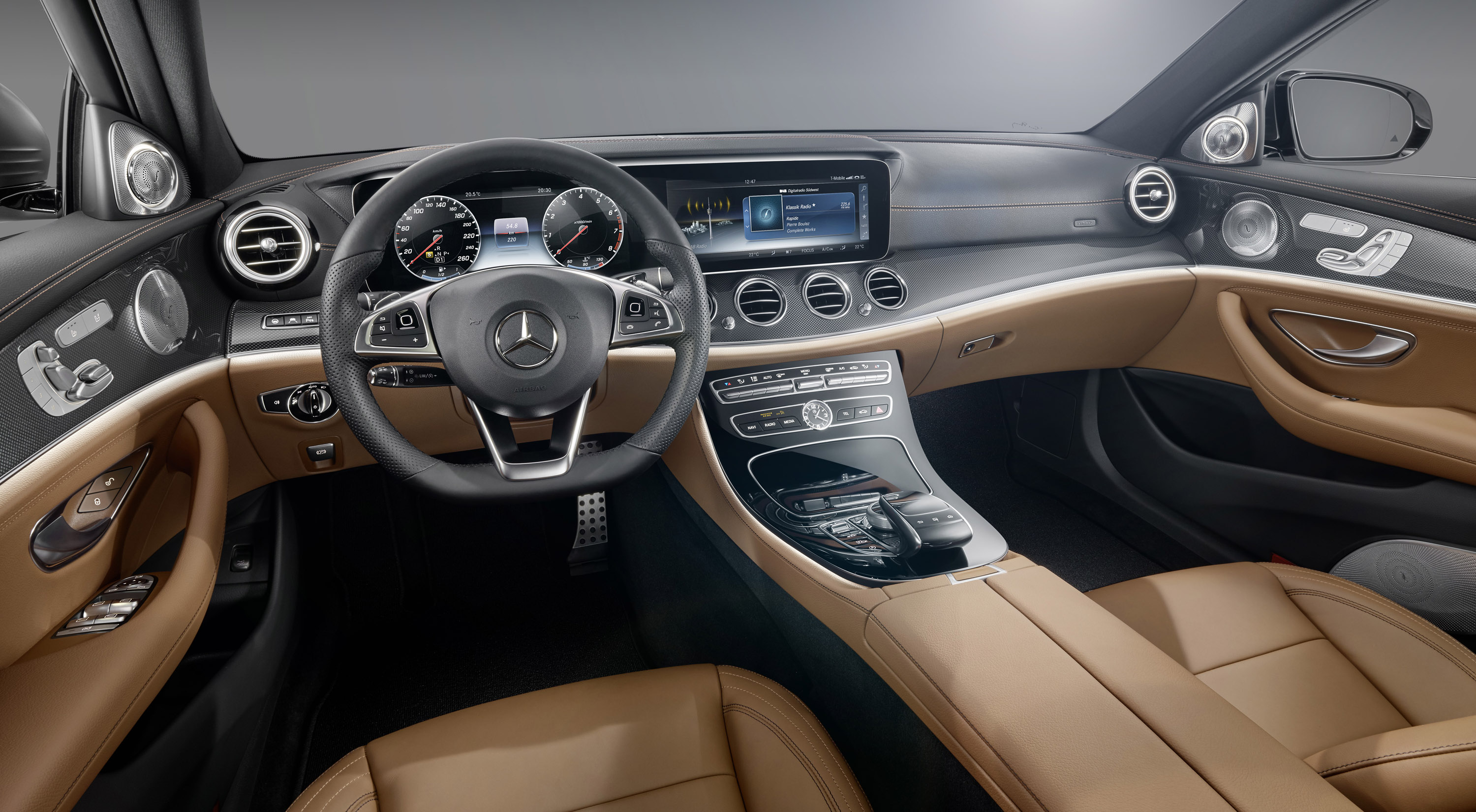 Mercedes-Benz E-Class Interior