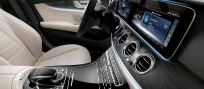 Mercedes-Benz E-Class Interior (2016) - picture 7 of 8