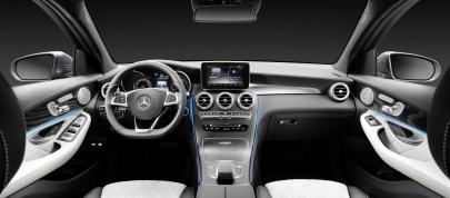 Mercedes-Benz GLC (2016) - picture 7 of 34