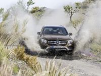 Mercedes-Benz GLC (2016)