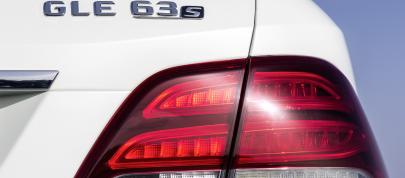 Mercedes-Benz GLE 63 AMG (2016) - picture 15 of 20