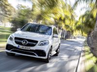 Mercedes-Benz GLE 63 AMG (2016) - picture 3 of 20