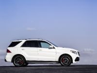 Mercedes-Benz GLE 63 AMG (2016) - picture 11 of 20