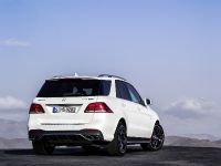 Mercedes-Benz GLE 63 AMG (2016) - picture 14 of 20