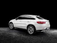Mercedes-Benz GLE Coupe (2016) - picture 2 of 9