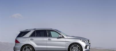 Mercedes-Benz GLE (2016) - picture 23 of 48