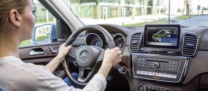Mercedes-Benz GLE (2016) - picture 39 of 48