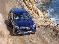 Mercedes-Benz GLE (2016) - picture 8 of 48