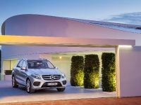Mercedes-Benz GLE (2016)