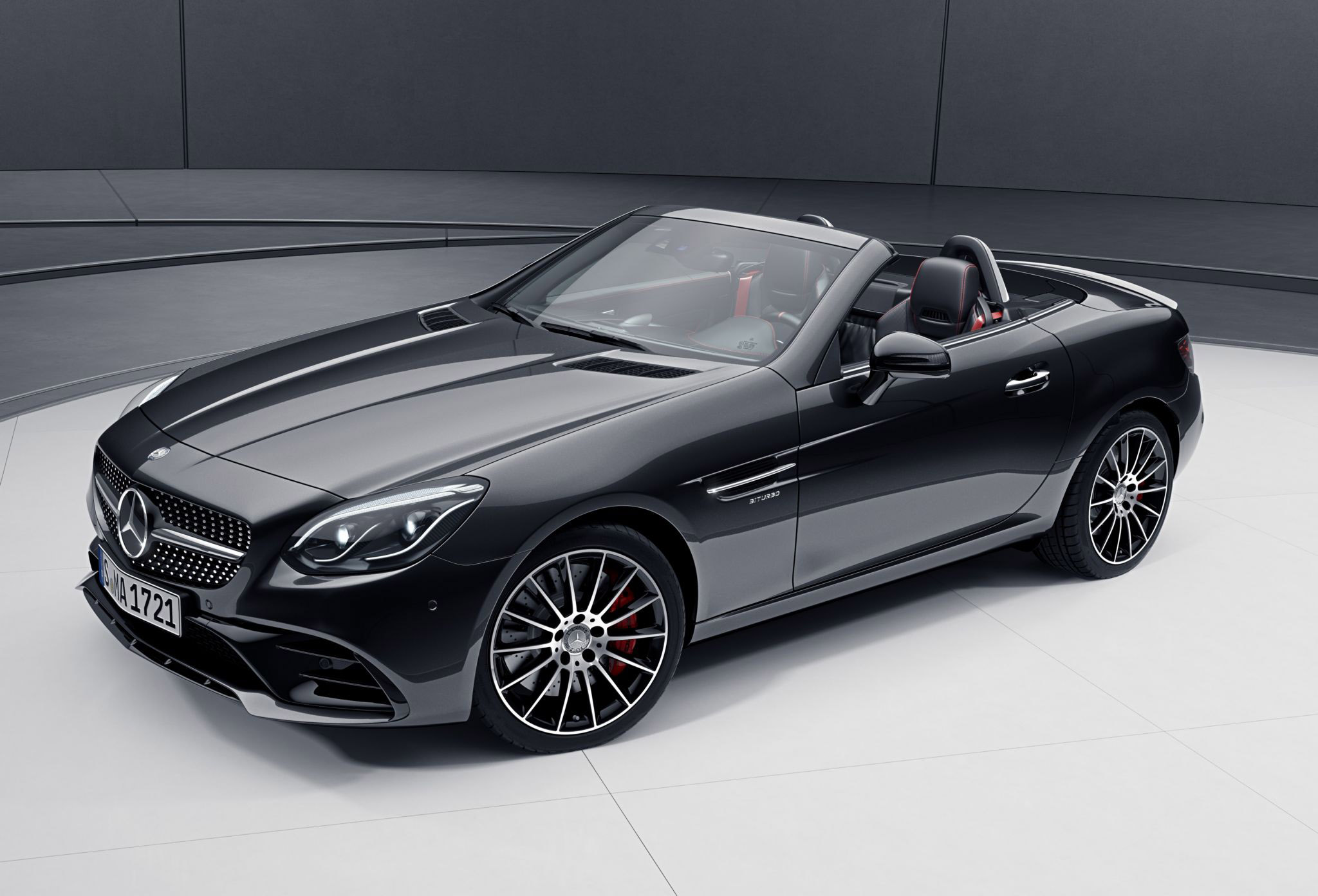 Mercedes-Benz SLC Night Package