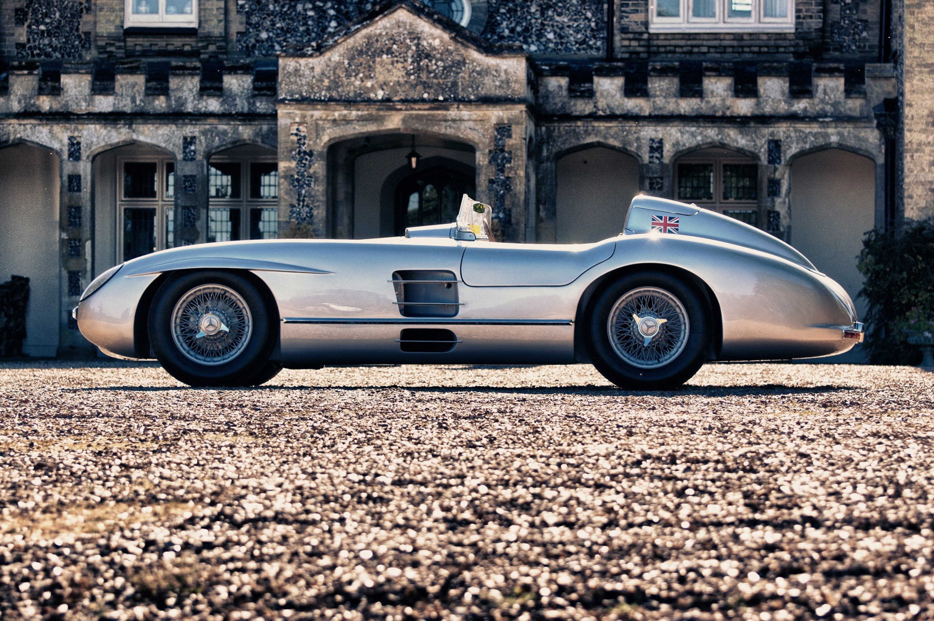 Mercedes-Benz SLR Restored