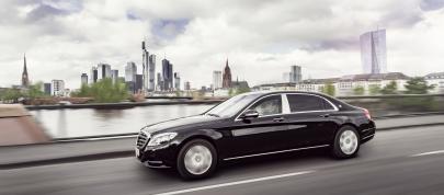 Mercedes-Maybach S 600 Guard (2016) - picture 4 of 13