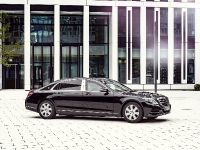 Mercedes-Maybach S 600 Guard (2016) - picture 6 of 13