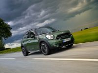 MINI Clubman (2016) - picture 7 of 17