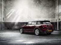 MINI Clubman (2016) - picture 8 of 17