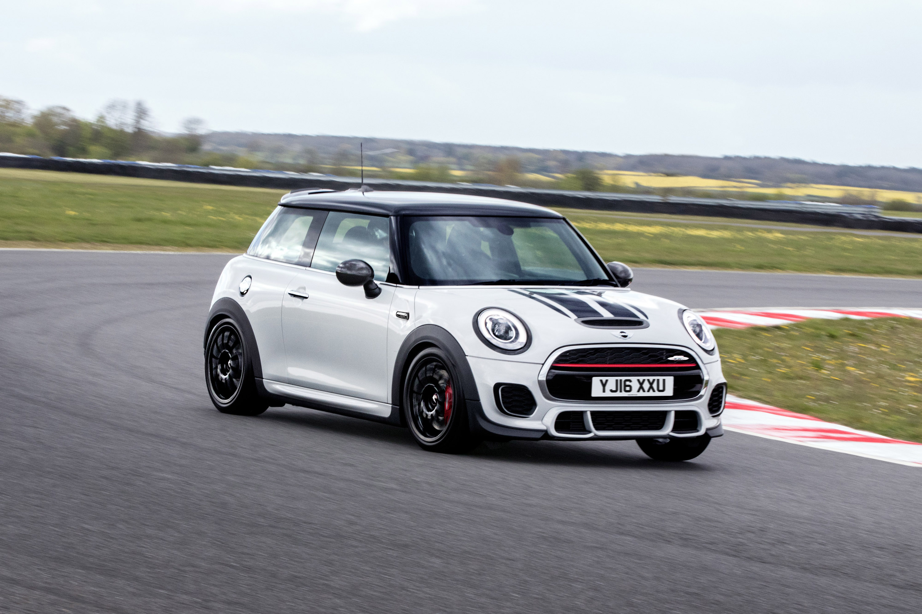 MINI Cooper Works Challenge