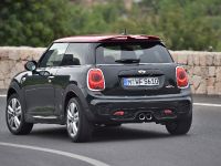 MINI John Cooper Works (2016) - picture 13 of 37